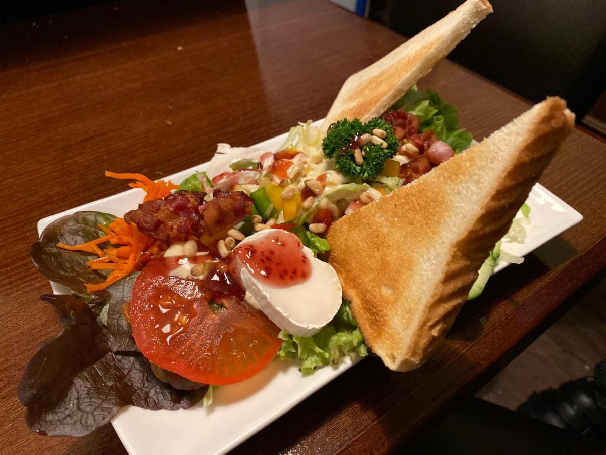 Hotel Restaurant Zum Hollaender Hof Bad Arolsen Eksteriør billede